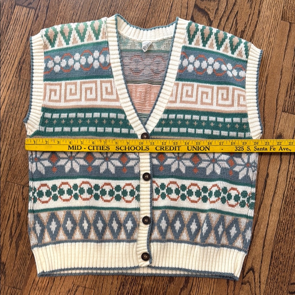 Vintage sweater vest